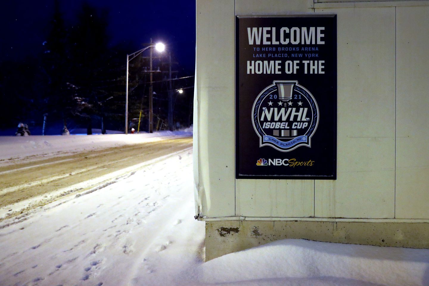 NWHL retoma temporada de 2021 após casos de COVID-19