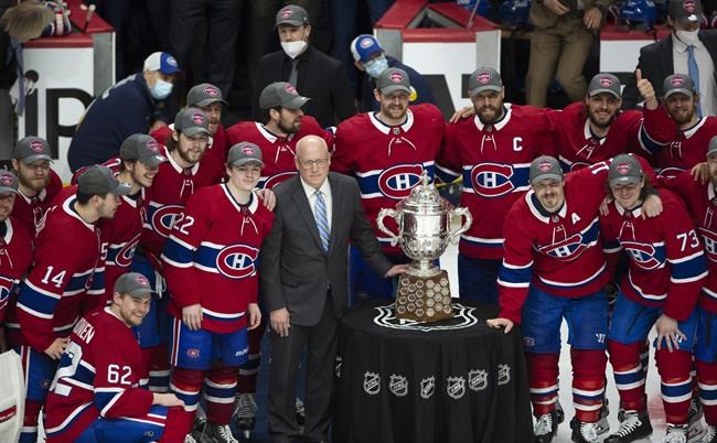 Montreal Canediens não tocou no troféu de campeão da conferência oeste